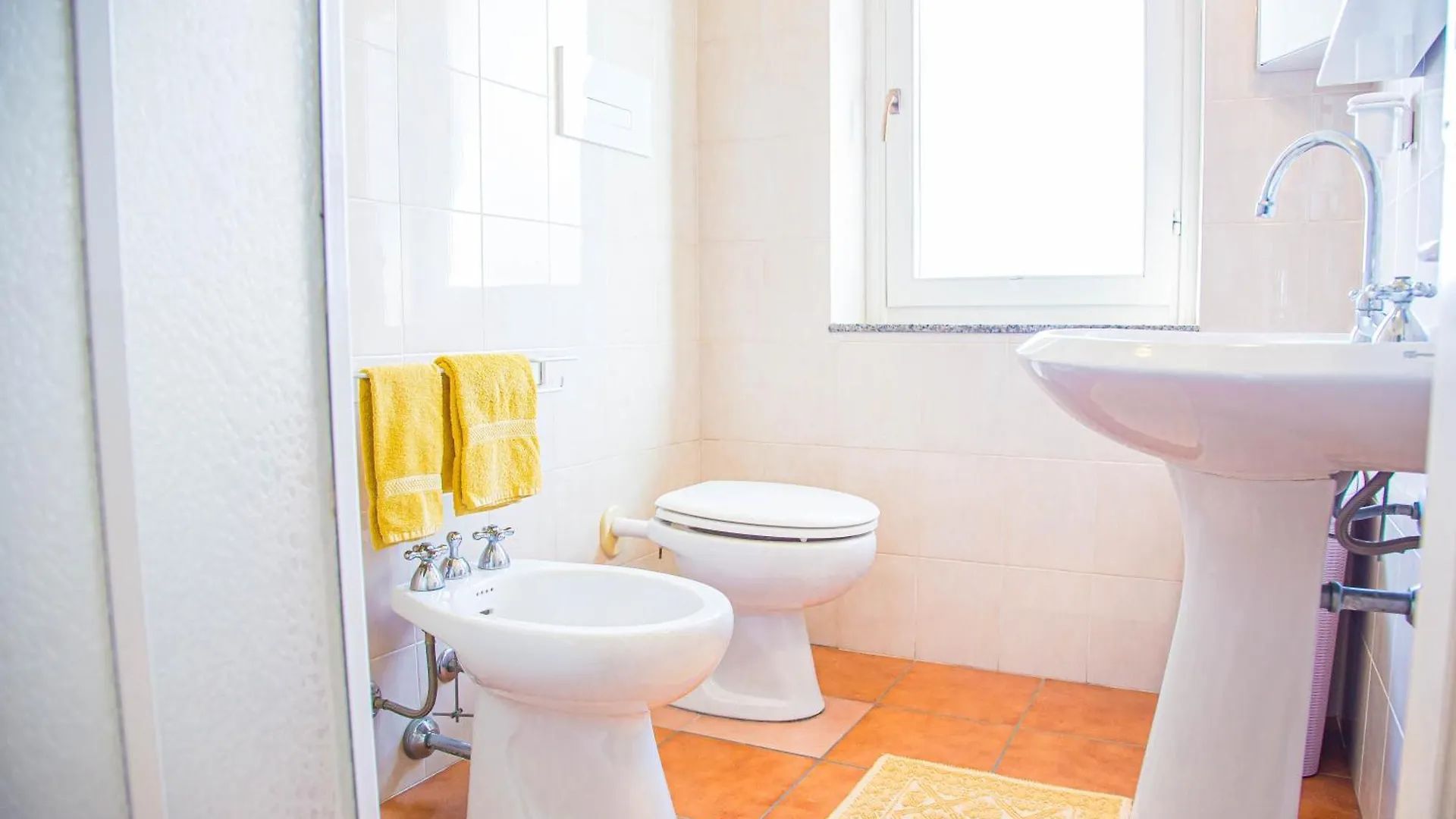 Casa Sinclair, Air-Con E Giardino Apartamento Cala Gonone